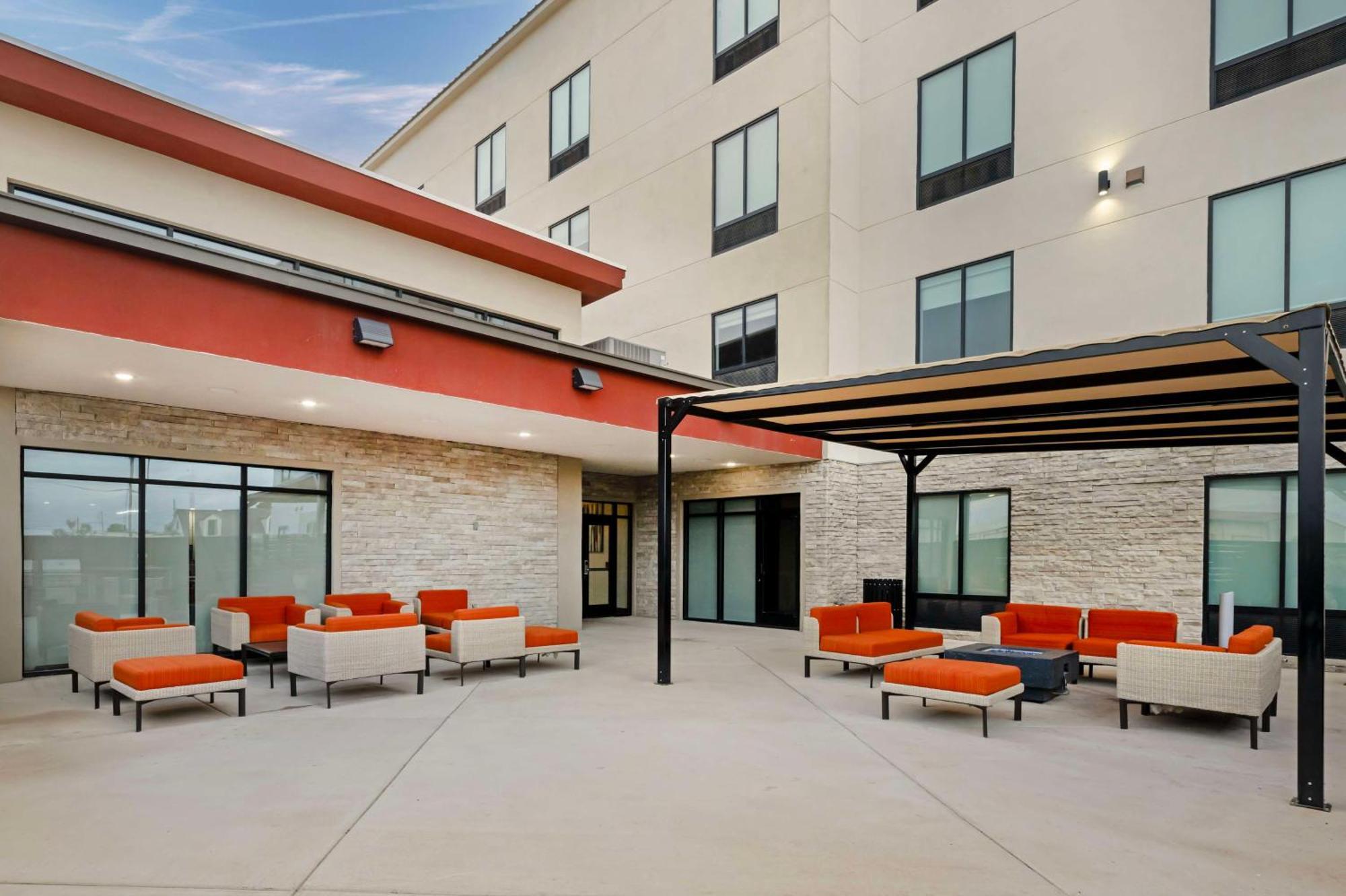 Best Western Plus Executive Residency Carlsbad Hotel Екстериор снимка